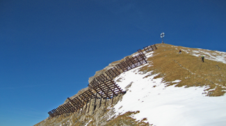 Lawinenverbauung an der Kohlbergspitze