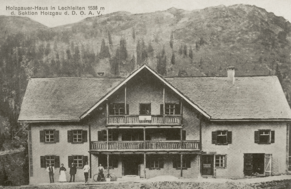 holzgauer haus alpenvereinshaus