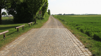 Via Claudia Augusta bei Kleinaitingen