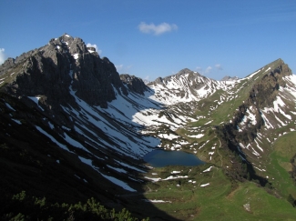 weiterweg um die lache